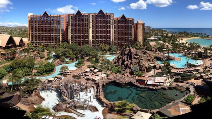 1024px-Aulani,_a_Disney_Resort_&_Spa_by_Anthony_Quintano