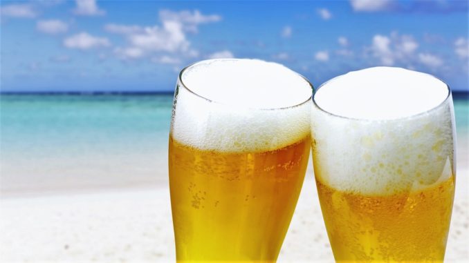 ビールで乾杯_3